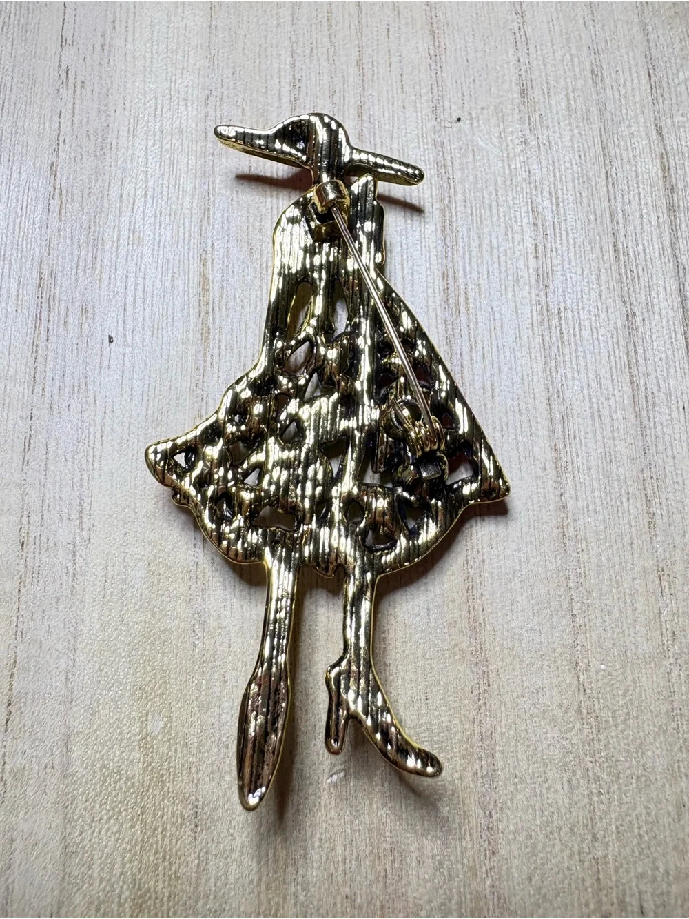 Fashion Enamel Dress Brooch with Pink and Green Accents